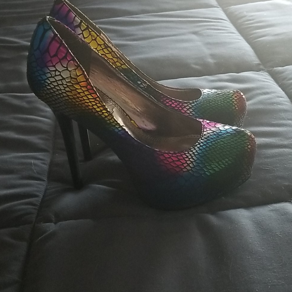 Hi heeled women's shoes